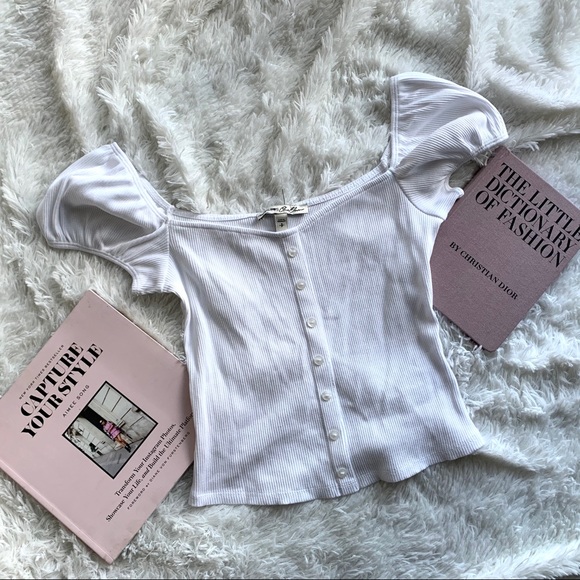 ❌SOLD❌ Express One Eleven Puff Sleeve Top Sz S - Picture 2 of 6